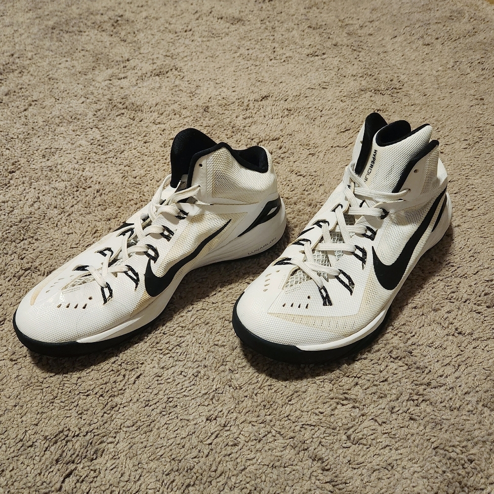 Nike Hyperdunks